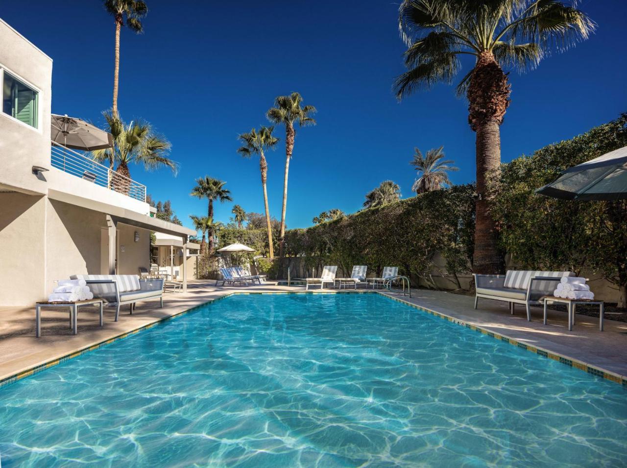 MOVIE COLONY HOTEL 3⋆ ::: PALM SPRINGS, CA ::: COMPARE HOTEL RATES